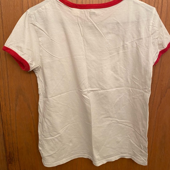 Levi’s Tee - Picture 2 of 2